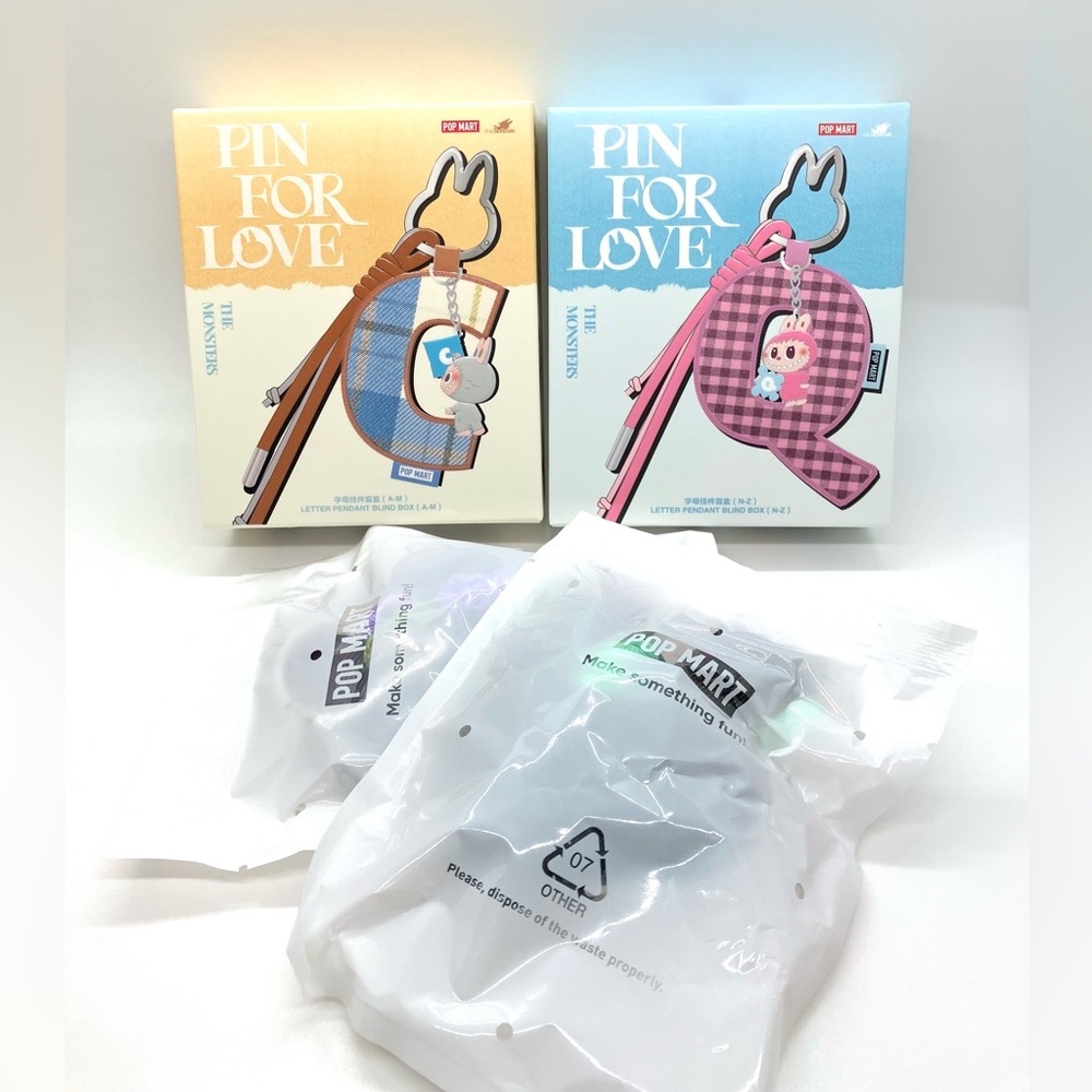 LETTER Y - Authentic Pop Mart Pin For Love Letter Pendant, Confirmed Blind Box - Picture 7 of 10